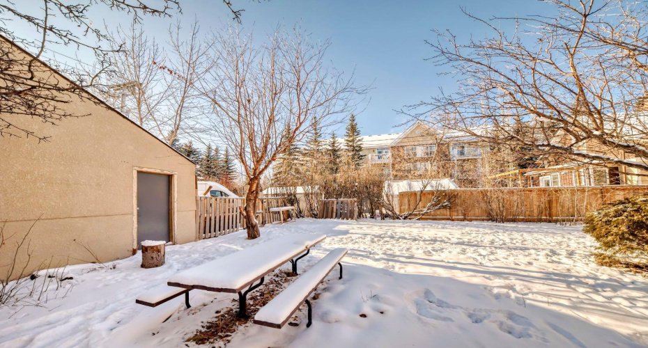 2125 36 Avenue, Calgary, Alberta T2T 2H1, 2 Bedrooms Bedrooms, ,2 BathroomsBathrooms,Residential,For Sale,36,A2283429