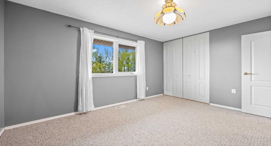 494062 Range Road 62, Rural Vermilion River, County of, Alberta T9X 1Y8, 4 Bedrooms Bedrooms, ,3 BathroomsBathrooms,Residential,For Sale,Range Road 62,A2283534