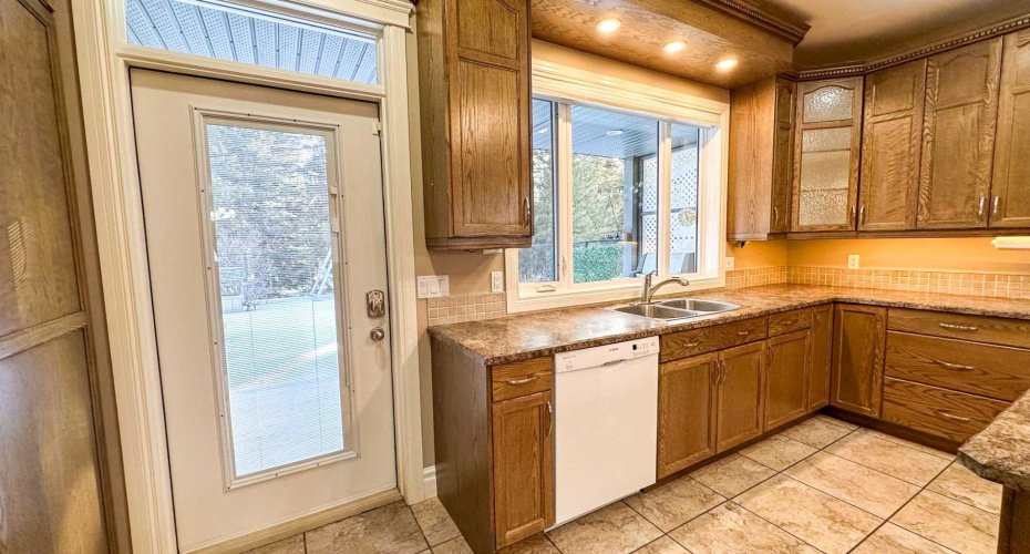 603 5 Street, Sundre, Alberta T0M1X0, 2 Bedrooms Bedrooms, ,2 BathroomsBathrooms,Residential,For Sale,5,A2283568