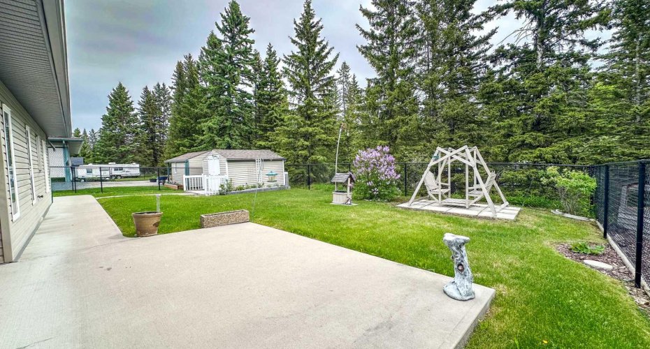603 5 Street, Sundre, Alberta T0M1X0, 2 Bedrooms Bedrooms, ,2 BathroomsBathrooms,Residential,For Sale,5,A2283568