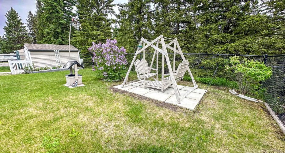 603 5 Street, Sundre, Alberta T0M1X0, 2 Bedrooms Bedrooms, ,2 BathroomsBathrooms,Residential,For Sale,5,A2283568