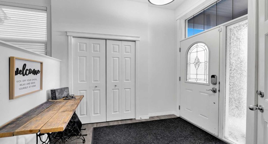 65 Sunset Heights, Cochrane, Alberta T4C0C7, 4 Bedrooms Bedrooms, ,3 BathroomsBathrooms,Residential,For Sale,Sunset,A2283840