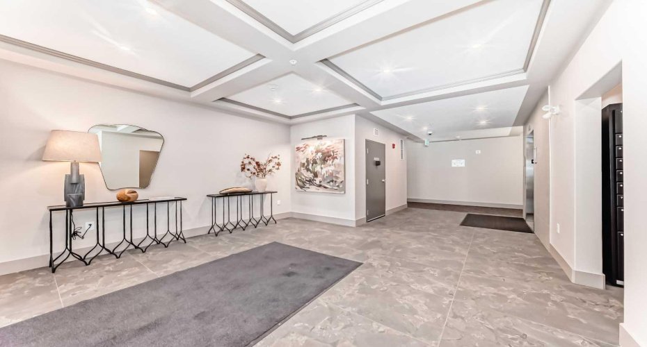 2117 81 Street, Calgary, Alberta T3H6H5, 2 Bedroom Bedrooms, 0 ,1 BathroomBathrooms,Residential,For Sale,81,0,A2283973
