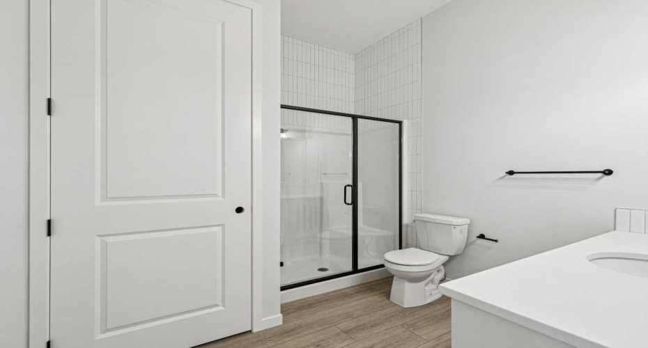 Backyard Suite Bathroom
