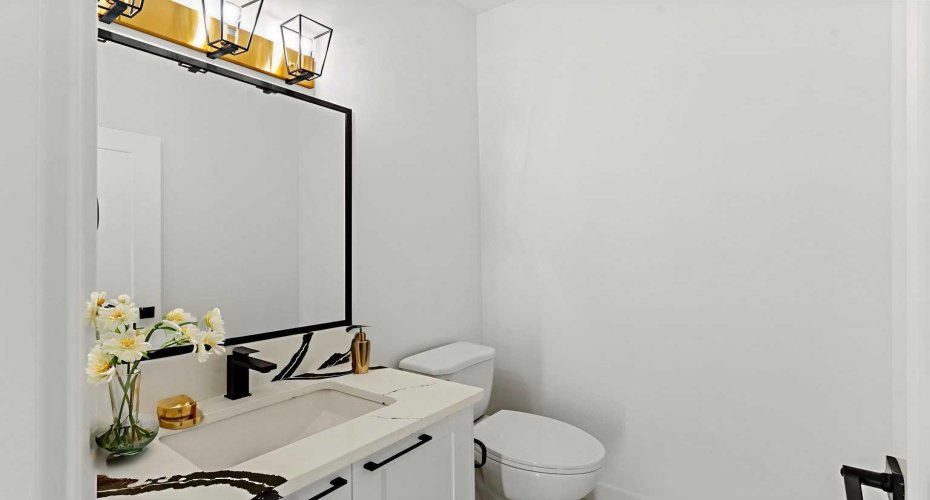 8 Ranchers Meadows, Okotoks, Alberta T1S0P5, 4 Bedrooms Bedrooms, ,4 BathroomsBathrooms,Residential,For Sale,Ranchers,A2282356