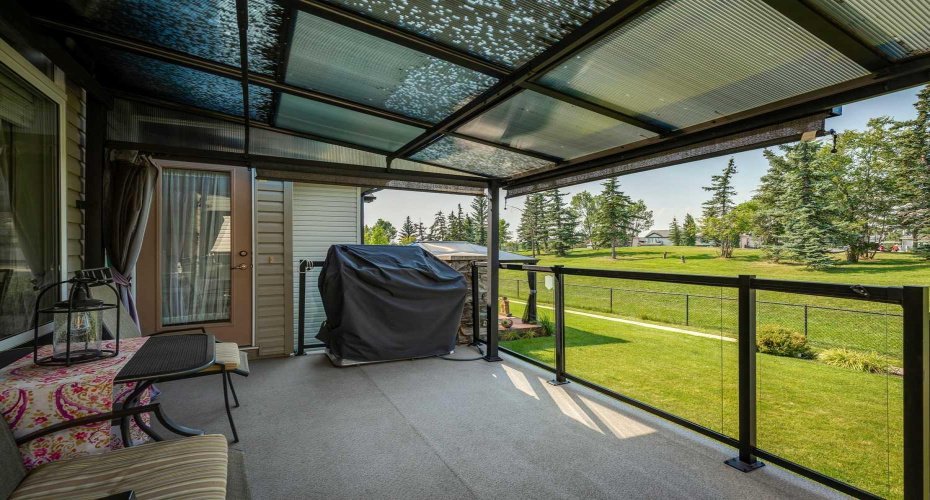 307 Crystal Green Rise, Okotoks, Alberta T1S 2N5, 3 Bedrooms Bedrooms, ,3 BathroomsBathrooms,Residential,For Sale,Crystal Green,A2282595