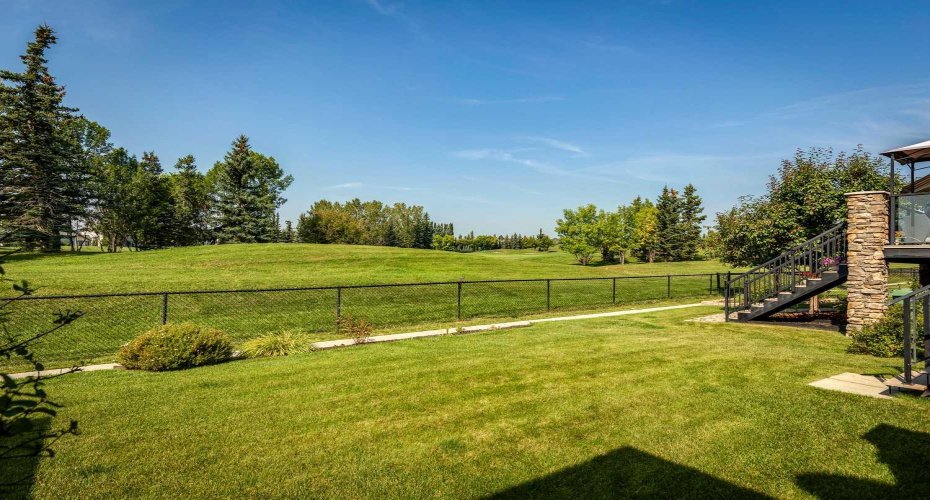 307 Crystal Green Rise, Okotoks, Alberta T1S 2N5, 3 Bedrooms Bedrooms, ,3 BathroomsBathrooms,Residential,For Sale,Crystal Green,A2282595