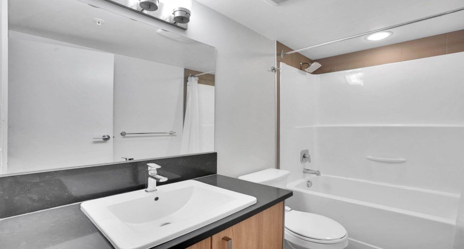510 Edmonton Trail, Calgary, Alberta T2E 3H1, 2 Bedrooms Bedrooms, ,2 BathroomsBathrooms,Residential,For Sale,Edmonton,A2284467