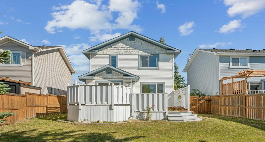 73 Rocky Ridge Heath, Calgary, Alberta T3G 4Z7, 2 Bedroom Bedrooms, 0 ,4 BathroomBathrooms,Residential,For Sale,Rocky Ridge,0,A2283247
