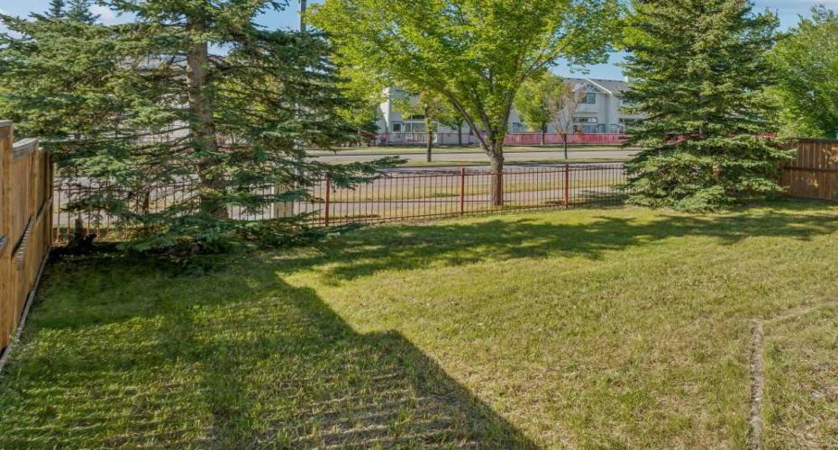 73 Rocky Ridge Heath, Calgary, Alberta T3G 4Z7, 2 Bedroom Bedrooms, 0 ,4 BathroomBathrooms,Residential,For Sale,Rocky Ridge,0,A2283247