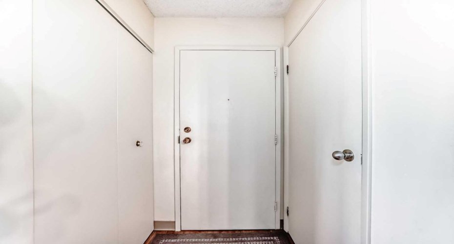 315 Southampton Drive, Calgary, Alberta T2W2T6, 2 Bedroom Bedrooms, 0 ,1 BathroomBathrooms,Residential,For Sale,Southampton,0,A2283285