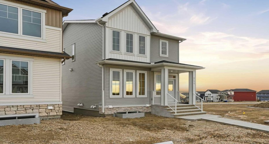 544 Bridgeport Street, Chestermere, Alberta T1X 3E6, 4 Bedrooms Bedrooms, ,3 BathroomsBathrooms,Residential,For Sale,Bridgeport,A2283480