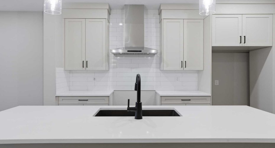 548 Bridgeport Street, Chestermere, Alberta T1X 3E6, 3 Bedrooms Bedrooms, ,3 BathroomsBathrooms,Residential,For Sale,Bridgeport,A2283490