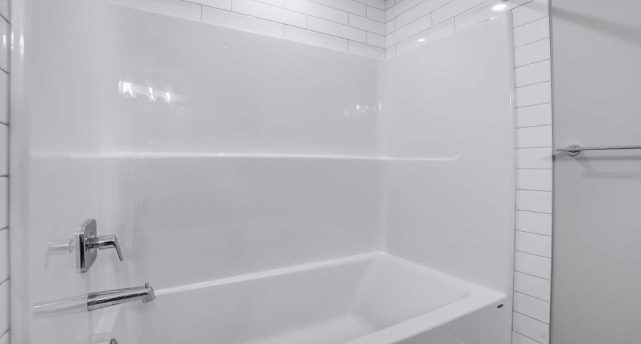 548 Bridgeport Street, Chestermere, Alberta T1X 3E6, 3 Bedrooms Bedrooms, ,3 BathroomsBathrooms,Residential,For Sale,Bridgeport,A2283490