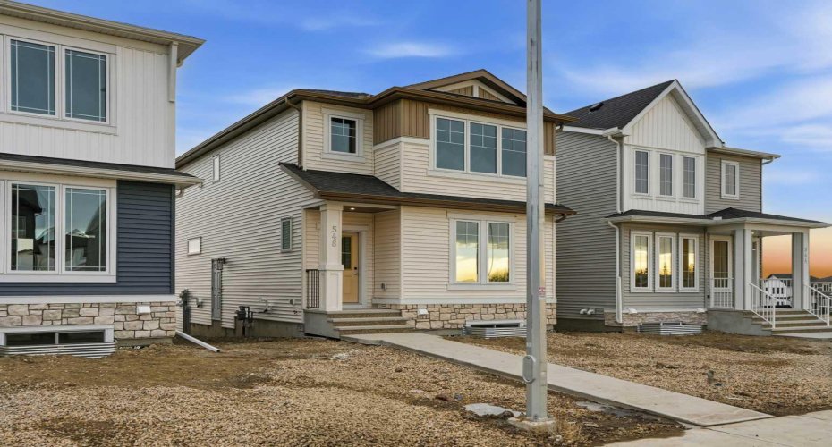 548 Bridgeport Street, Chestermere, Alberta T1X 3E6, 3 Bedrooms Bedrooms, ,3 BathroomsBathrooms,Residential,For Sale,Bridgeport,A2283490