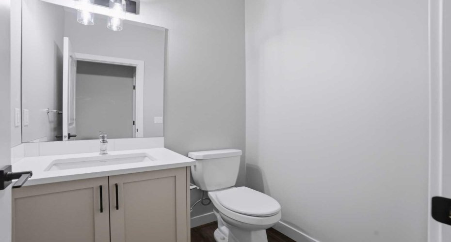 548 Bridgeport Street, Chestermere, Alberta T1X 3E6, 3 Bedrooms Bedrooms, ,3 BathroomsBathrooms,Residential,For Sale,Bridgeport,A2283490