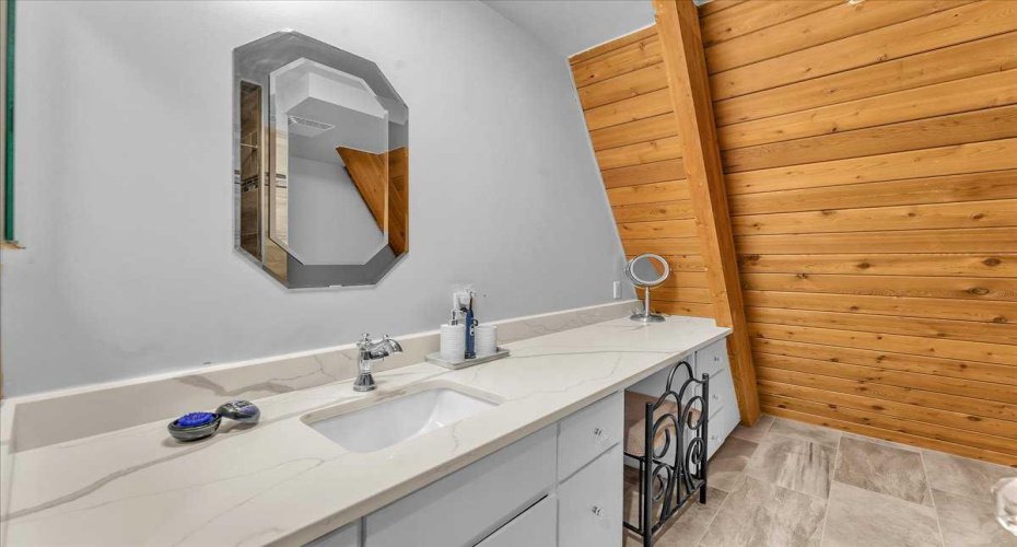 241037 RGE RD 241, Rural Wheatland County, Alberta T1P 2C3, 4 Bedrooms Bedrooms, ,3 BathroomsBathrooms,Residential,For Sale,RGE RD 241,A2283650