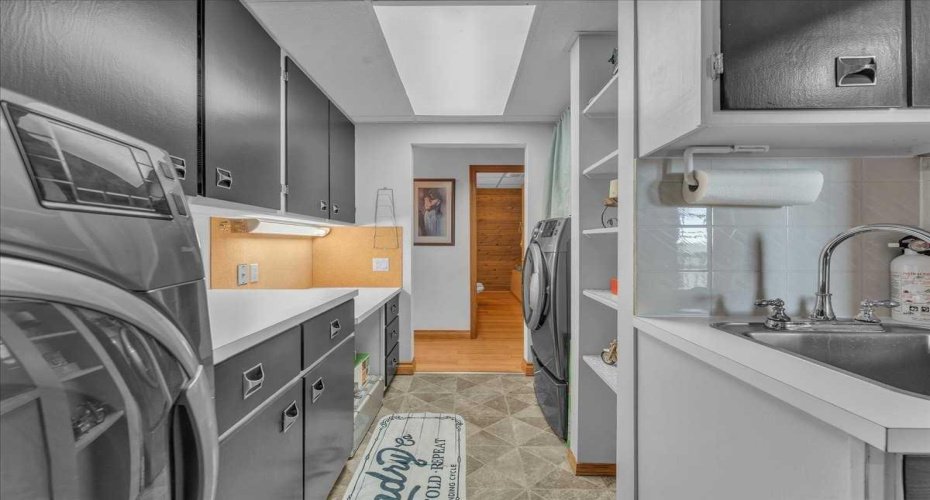 241037 RGE RD 241, Rural Wheatland County, Alberta T1P 2C3, 4 Bedrooms Bedrooms, ,3 BathroomsBathrooms,Residential,For Sale,RGE RD 241,A2283650