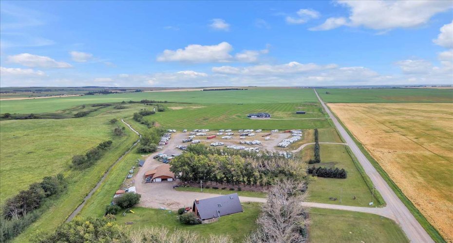 241037 RGE RD 241, Rural Wheatland County, Alberta T1P 2C3, 4 Bedrooms Bedrooms, ,3 BathroomsBathrooms,Residential,For Sale,RGE RD 241,A2283650