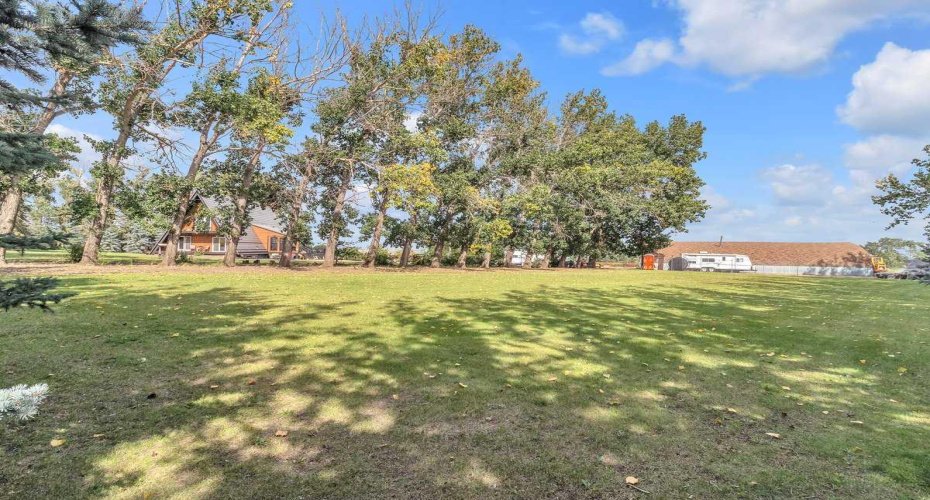 241037 RGE RD 241, Rural Wheatland County, Alberta T1P 2C3, 4 Bedrooms Bedrooms, ,3 BathroomsBathrooms,Residential,For Sale,RGE RD 241,A2283650
