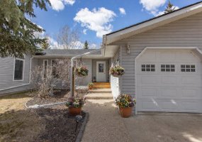 606 Pigeon Close, Pelican Point, Alberta T0B 0H0, 4 Bedrooms Bedrooms, ,3 BathroomsBathrooms,Residential,For Sale,Pigeon,A2284019