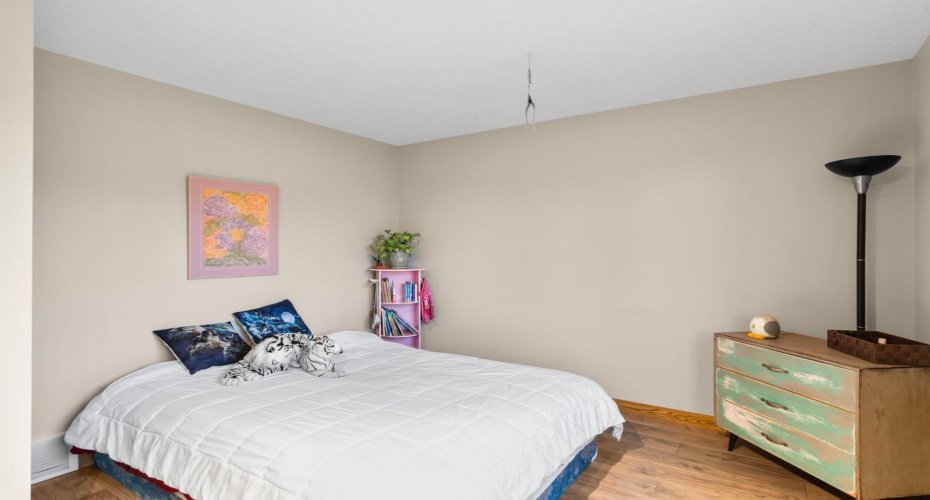 10 Carolina Drive, Cochrane, Alberta T4C 1C2, 3 Bedrooms Bedrooms, ,3 BathroomsBathrooms,Residential,For Sale,Carolina,A2284084