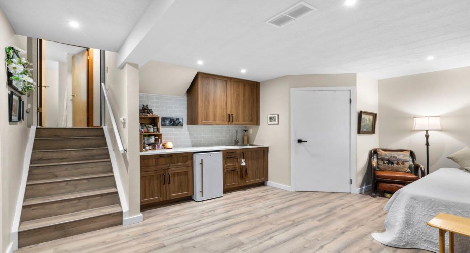 10 Carolina Drive, Cochrane, Alberta T4C 1C2, 3 Bedrooms Bedrooms, ,3 BathroomsBathrooms,Residential,For Sale,Carolina,A2284084