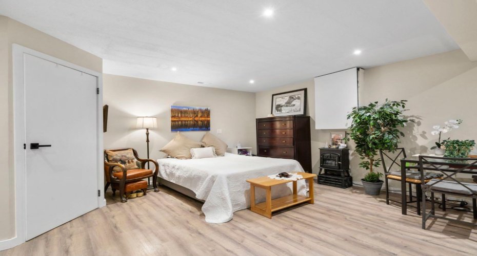 10 Carolina Drive, Cochrane, Alberta T4C 1C2, 3 Bedrooms Bedrooms, ,3 BathroomsBathrooms,Residential,For Sale,Carolina,A2284084