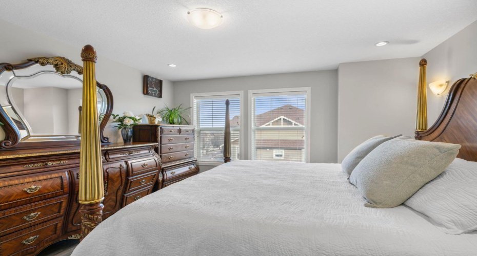 280 Williamstown Close, Airdrie, Alberta T4B 4B6, 3 Bedrooms Bedrooms, ,4 BathroomsBathrooms,Residential,For Sale,Williamstown,A2284166
