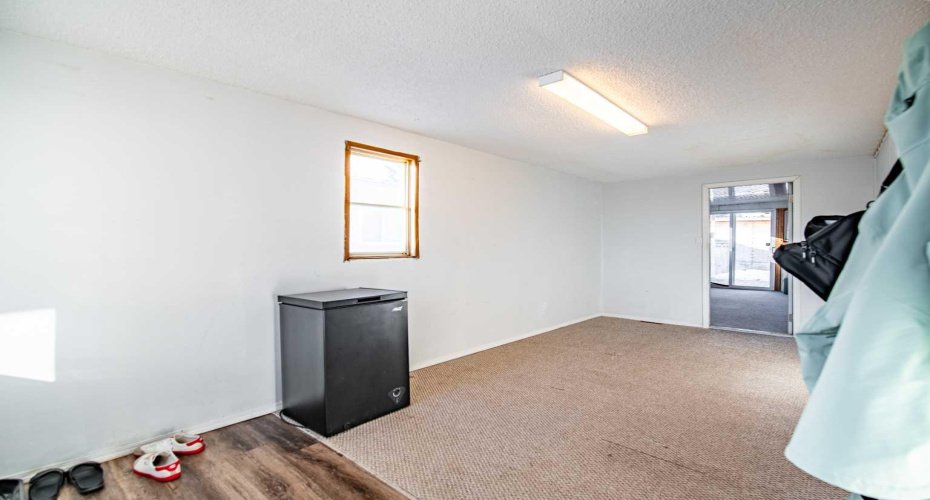 5344 76 Street, Red Deer, Alberta T4P2A6, 3 Bedrooms Bedrooms, ,1 BathroomBathrooms,Mobile,For Sale,76,A2284299