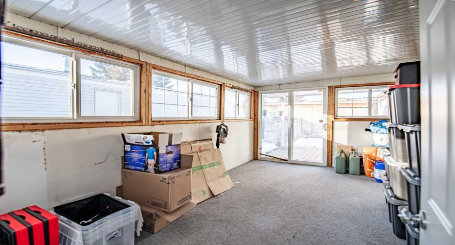 5344 76 Street, Red Deer, Alberta T4P2A6, 3 Bedrooms Bedrooms, ,1 BathroomBathrooms,Mobile,For Sale,76,A2284299
