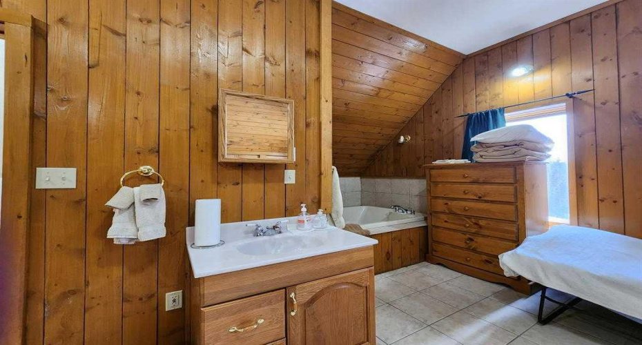 55421 RR 184, Rural Yellowhead County, Alberta T7E 1T5, 2 Bedrooms Bedrooms, ,1 BathroomBathrooms,Residential,For Sale,55421 RR 184,A2284364