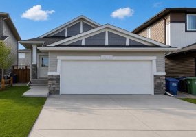 137 Willow Park, Cochrane, Alberta T4C2N3, 3 Bedrooms Bedrooms, ,3 BathroomsBathrooms,Residential,For Sale,Willow,A2279897