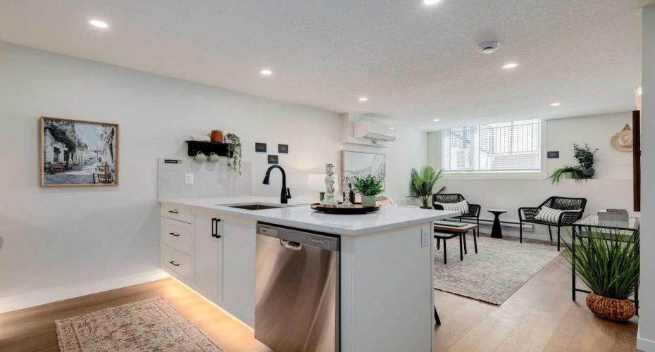 155 Crimson Ridge Place, Calgary, Alberta T3L2M4, 1 Bedroom Bedrooms, ,1 BathroomBathrooms,Residential,For Sale,Crimson Ridge,A2284624