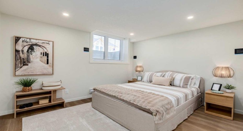 155 Crimson Ridge Place, Calgary, Alberta T3L2M4, 1 Bedroom Bedrooms, ,1 BathroomBathrooms,Residential,For Sale,Crimson Ridge,A2284624