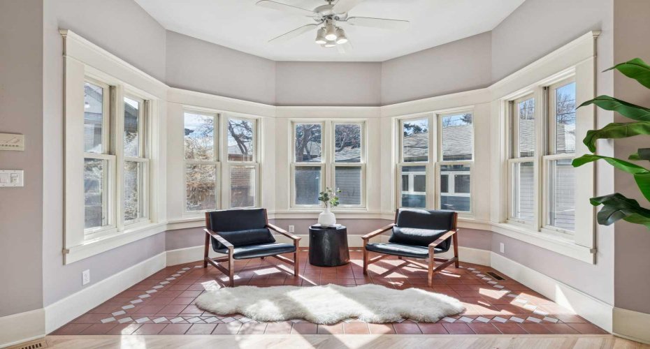 3019 6 Street, Calgary, Alberta T2S 2M1, 5 Bedrooms Bedrooms, ,4 BathroomsBathrooms,Residential,For Sale,6,A2282355