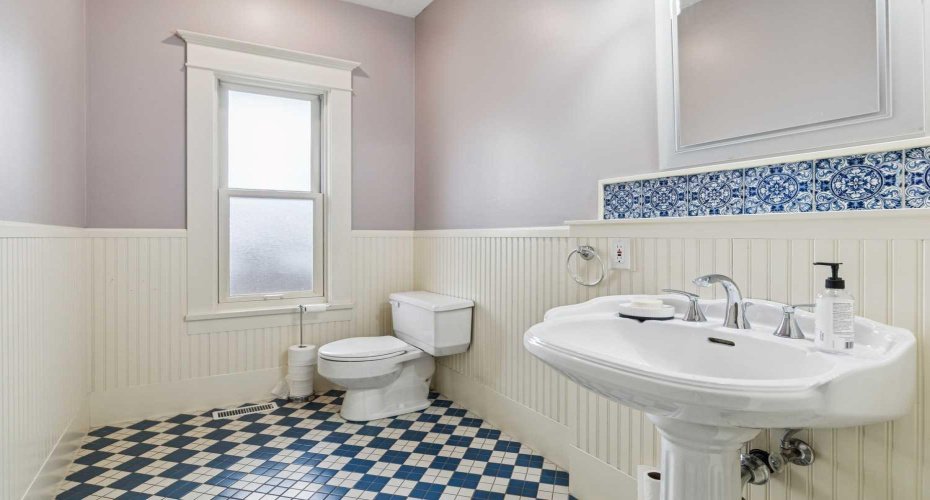 3019 6 Street, Calgary, Alberta T2S 2M1, 5 Bedrooms Bedrooms, ,4 BathroomsBathrooms,Residential,For Sale,6,A2282355