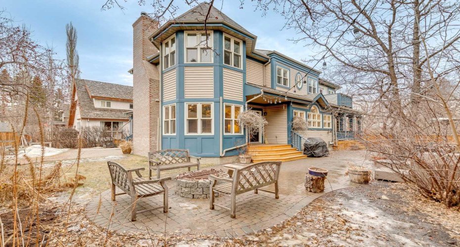 3019 6 Street, Calgary, Alberta T2S 2M1, 5 Bedrooms Bedrooms, ,4 BathroomsBathrooms,Residential,For Sale,6,A2282355