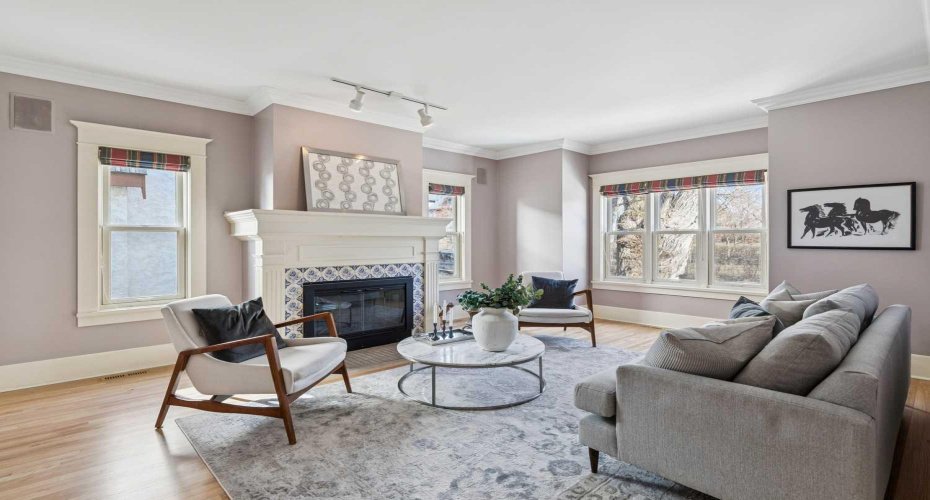 3019 6 Street, Calgary, Alberta T2S 2M1, 5 Bedrooms Bedrooms, ,4 BathroomsBathrooms,Residential,For Sale,6,A2282355