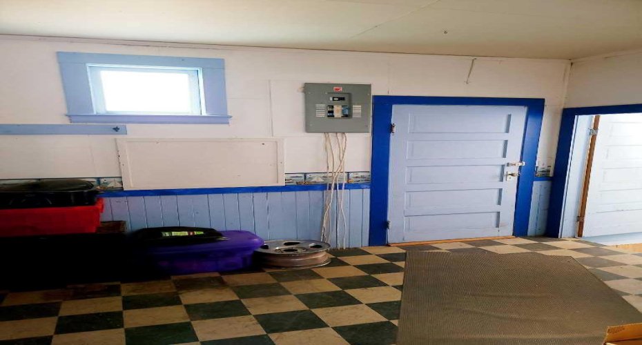 110 1 Avenue, Craigmyle, Alberta T0J 0T0, 1 Bedroom Bedrooms, ,1 BathroomBathrooms,Residential,For Sale,1,A2284654