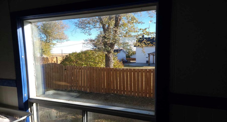 110 1 Avenue, Craigmyle, Alberta T0J 0T0, 1 Bedroom Bedrooms, ,1 BathroomBathrooms,Residential,For Sale,1,A2284654