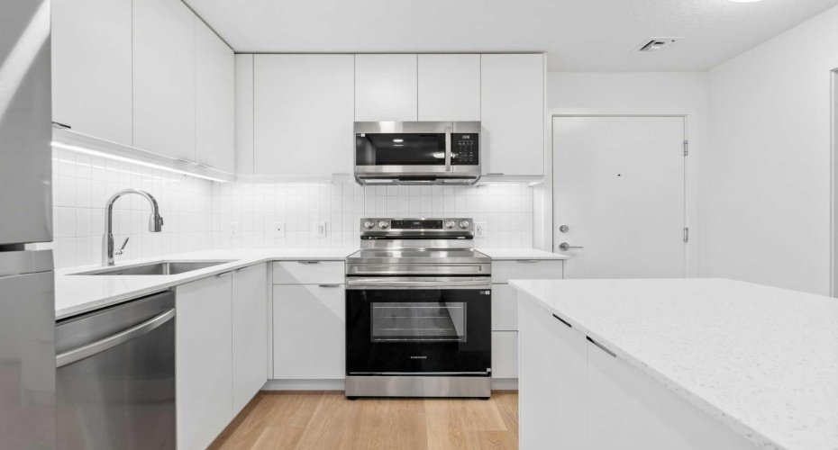 8500 19 Avenue, Calgary, Alberta T2A 0M8, 2 Bedrooms Bedrooms, ,2 BathroomsBathrooms,Residential,For Sale,19,A2283519