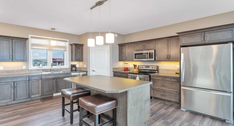 23 Marina View Close, Rural Stettler No. 6, County of, Alberta T0C 2L0, 5 Bedrooms Bedrooms, ,3 BathroomsBathrooms,Residential,For Sale,Marina View Close,A2283630