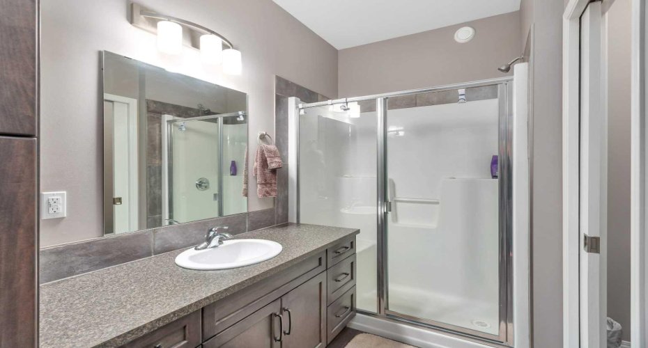 23 Marina View Close, Rural Stettler No. 6, County of, Alberta T0C 2L0, 5 Bedrooms Bedrooms, ,3 BathroomsBathrooms,Residential,For Sale,Marina View Close,A2283630