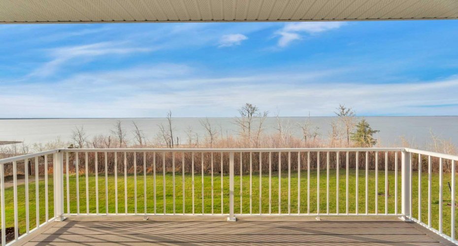 23 Marina View Close, Rural Stettler No. 6, County of, Alberta T0C 2L0, 5 Bedrooms Bedrooms, ,3 BathroomsBathrooms,Residential,For Sale,Marina View Close,A2283630