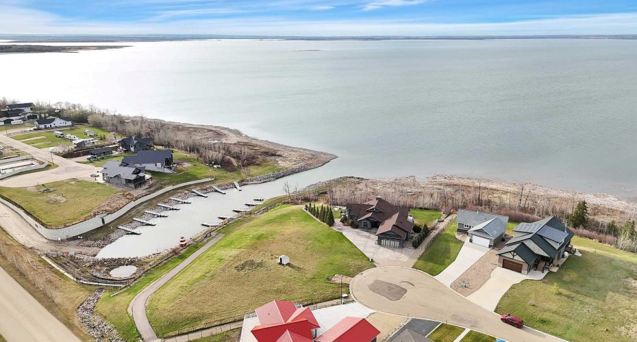 23 Marina View Close, Rural Stettler No. 6, County of, Alberta T0C 2L0, 5 Bedrooms Bedrooms, ,3 BathroomsBathrooms,Residential,For Sale,Marina View Close,A2283630
