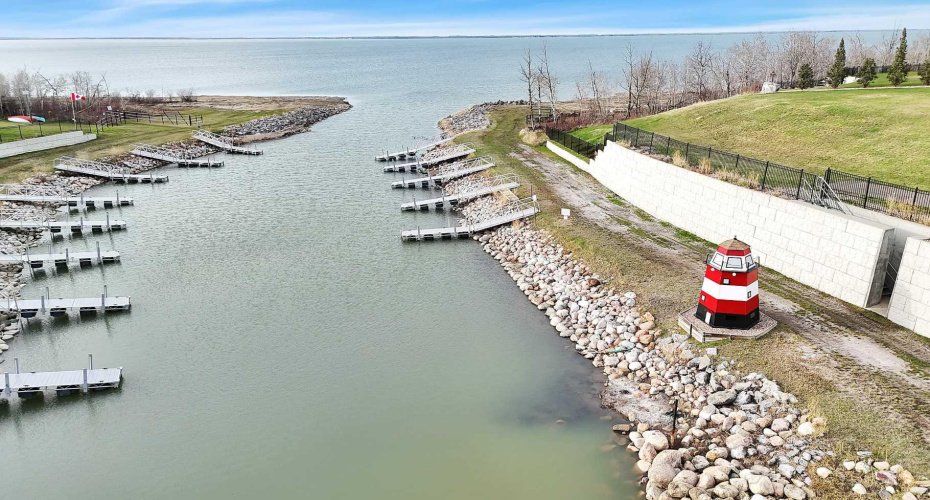 23 Marina View Close, Rural Stettler No. 6, County of, Alberta T0C 2L0, 5 Bedrooms Bedrooms, ,3 BathroomsBathrooms,Residential,For Sale,Marina View Close,A2283630