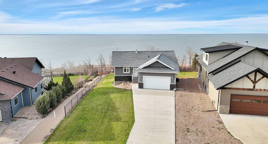 23 Marina View Close, Rural Stettler No. 6, County of, Alberta T0C 2L0, 5 Bedrooms Bedrooms, ,3 BathroomsBathrooms,Residential,For Sale,Marina View Close,A2283630