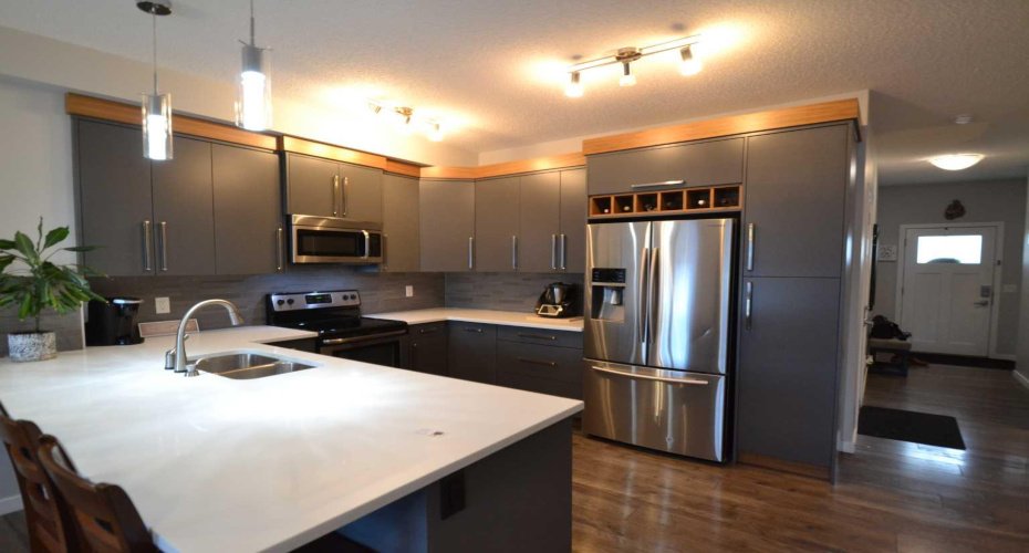 613 Hillcrest Road, Airdrie, Alberta T4B 4C8, 3 Bedrooms Bedrooms, ,3 BathroomsBathrooms,Residential,For Sale,Hillcrest,A2284382