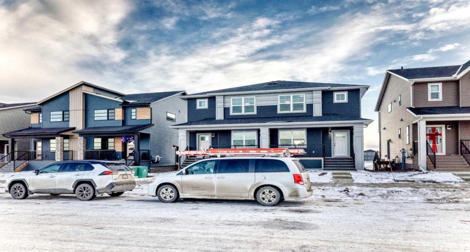 241 BRIDGEPORT GATE, Chestermere, Alberta T1X 1L6, 3 Bedrooms Bedrooms, ,3 BathroomsBathrooms,Residential,For Sale,BRIDGEPORT GATE,A2284429